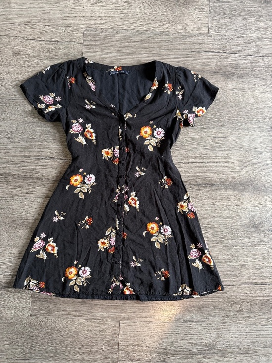 Abercrombie & Fitch Dresses & Skirts - Abercrombie & Fitch Floral Mini Dress Black Button Front Size Small